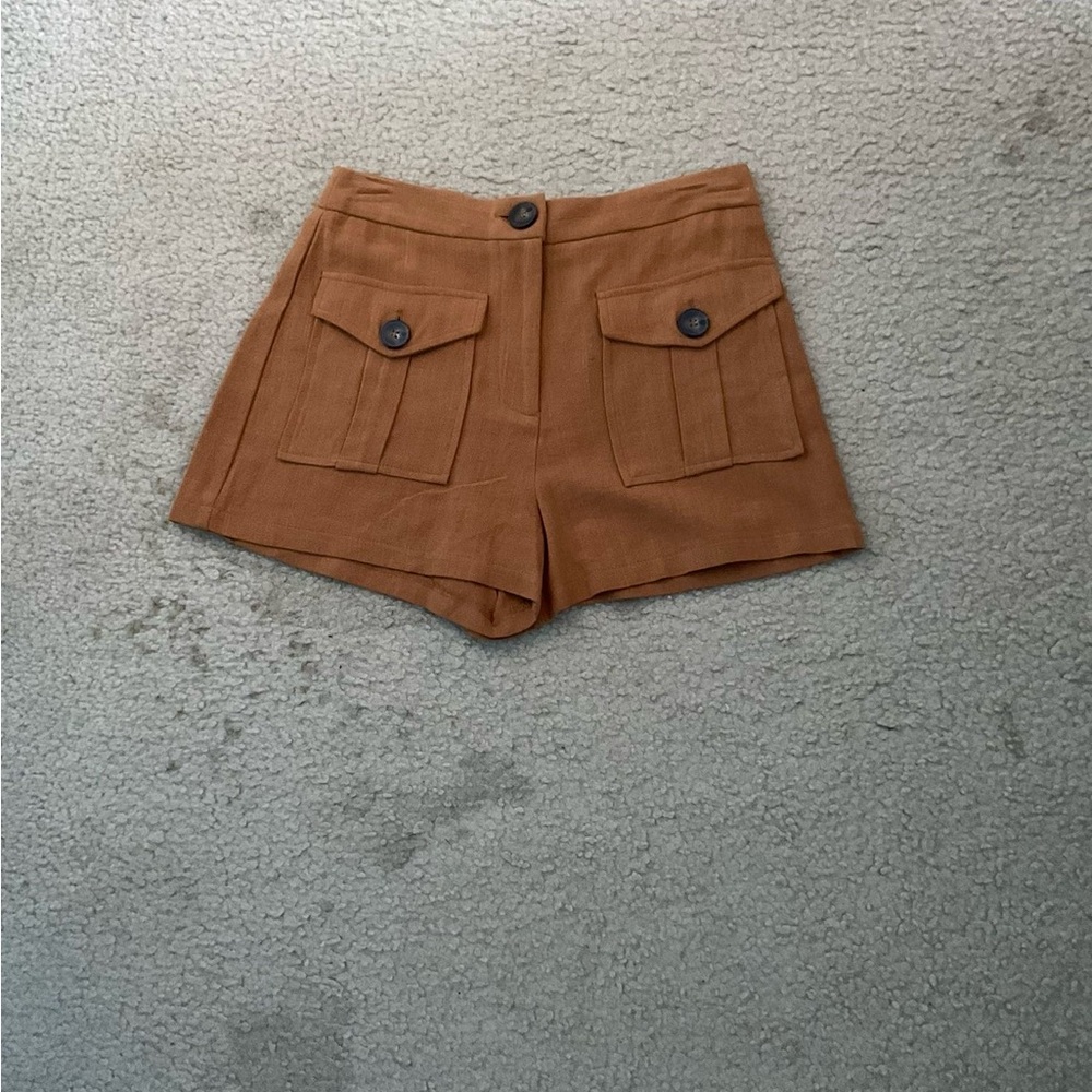 Forever 21 Tan Cargo Shorts Mid-Rise Tailored